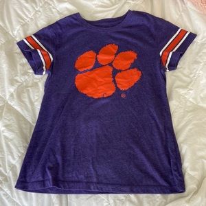A kids Clemson shirt, never worn size large.